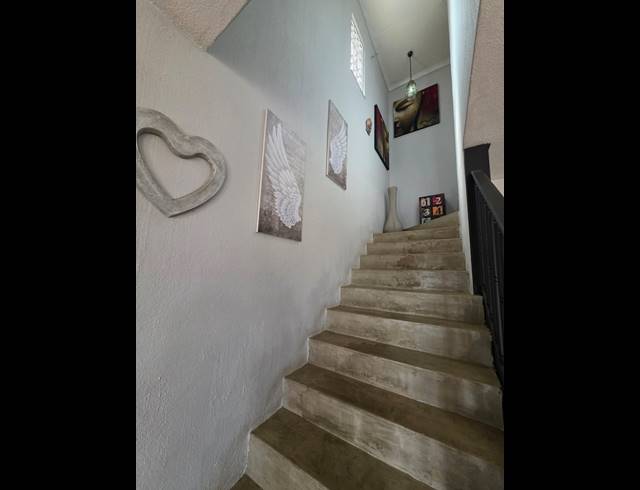 3 BEDROOM TOWNHOUSE FOR SALE IN THREE RIVERS